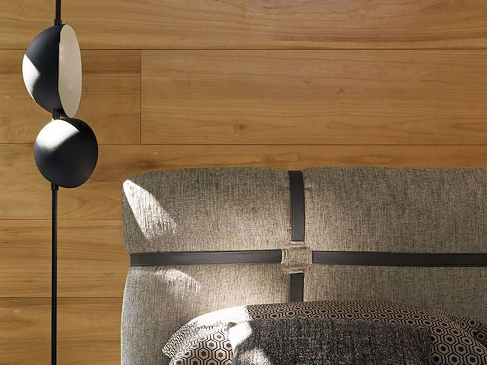 Oluce Superluna Floor Lamp