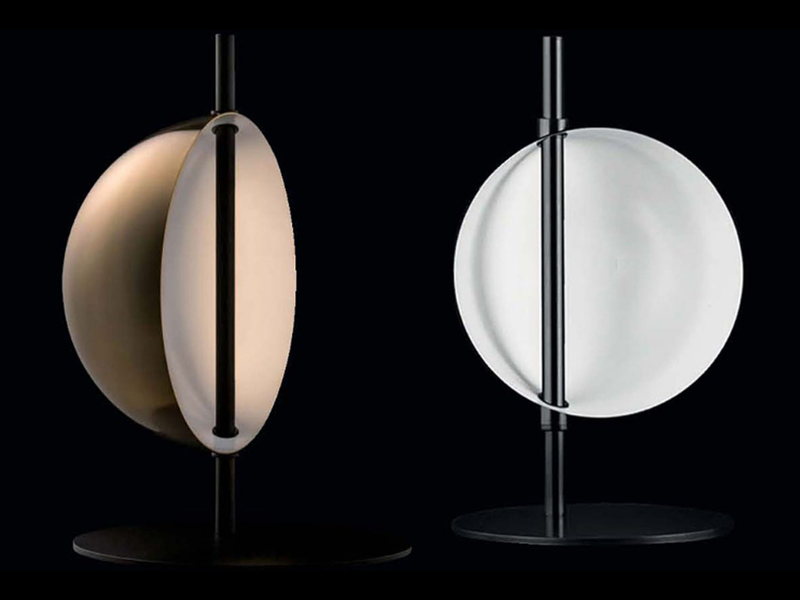 Oluce Superluna Table Lamp