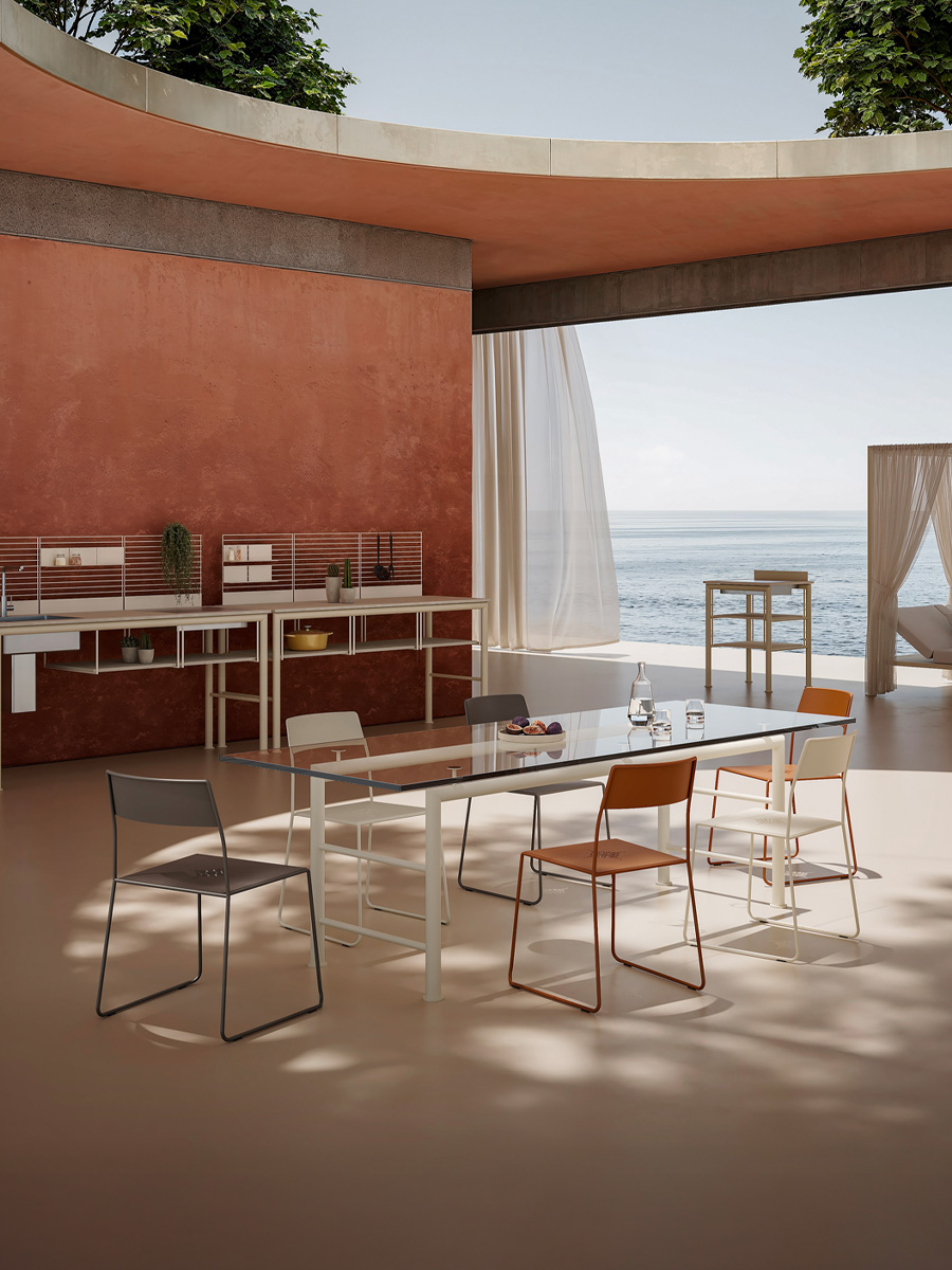 Opinion Ciatti Axis Outdoor Table