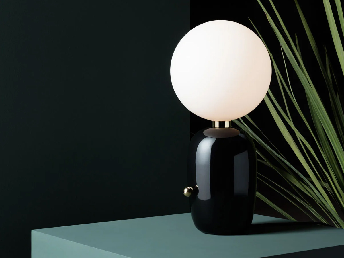 Parachilna Aballs M Pe Table Lamp