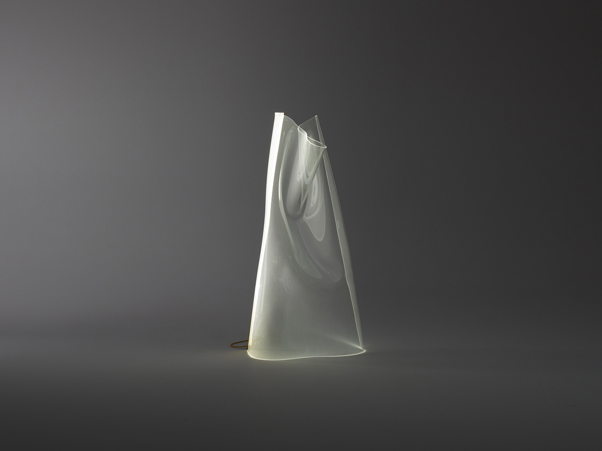 Parachilna Gweilo Han Gr Floor Lamp