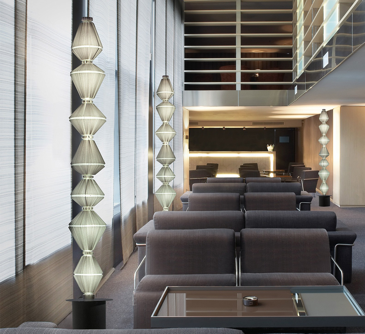 Parachilna Oiphorique P Gr Floor Lamp