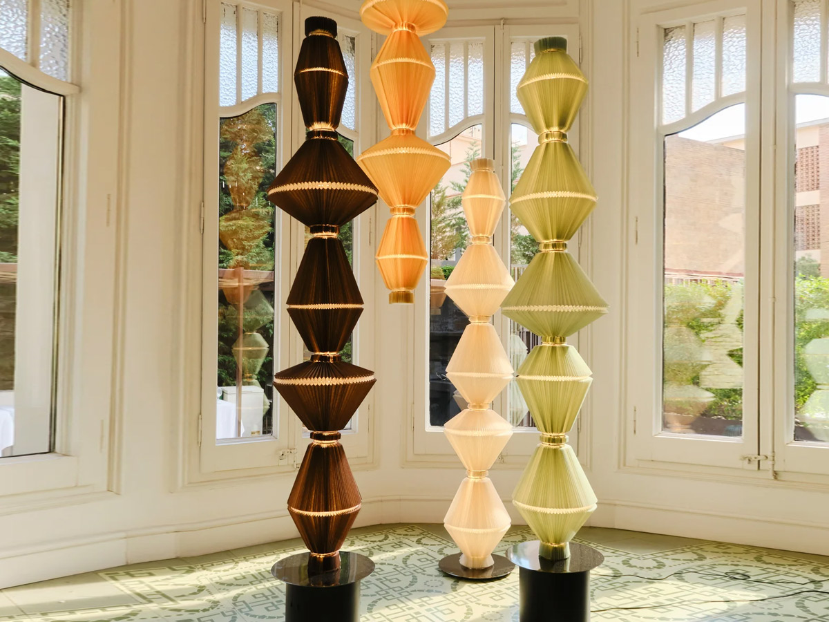 Parachilna Oiphorique P Still Floor Lamp