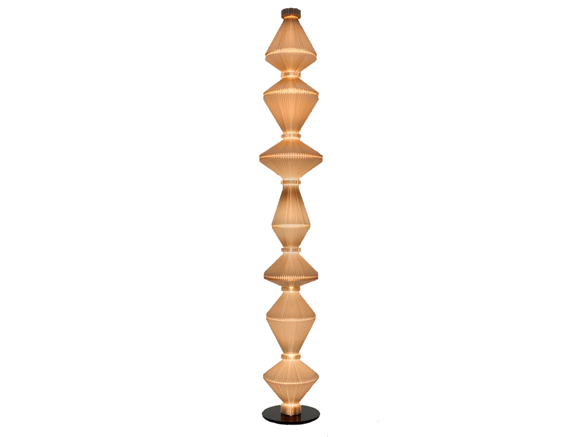 Parachilna Oiphorique P Still Floor Lamp