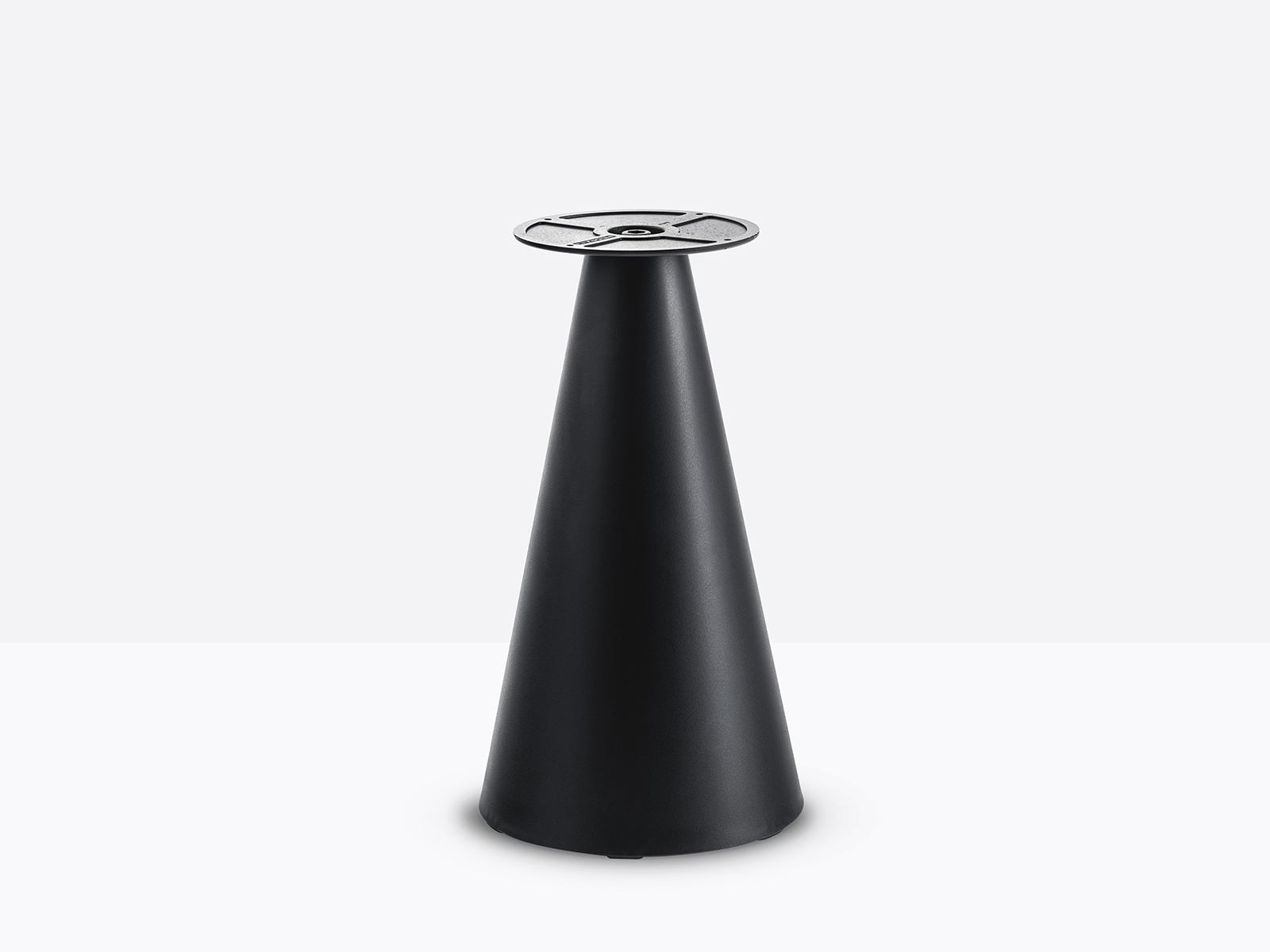 Pedrali Ikon 866 Table