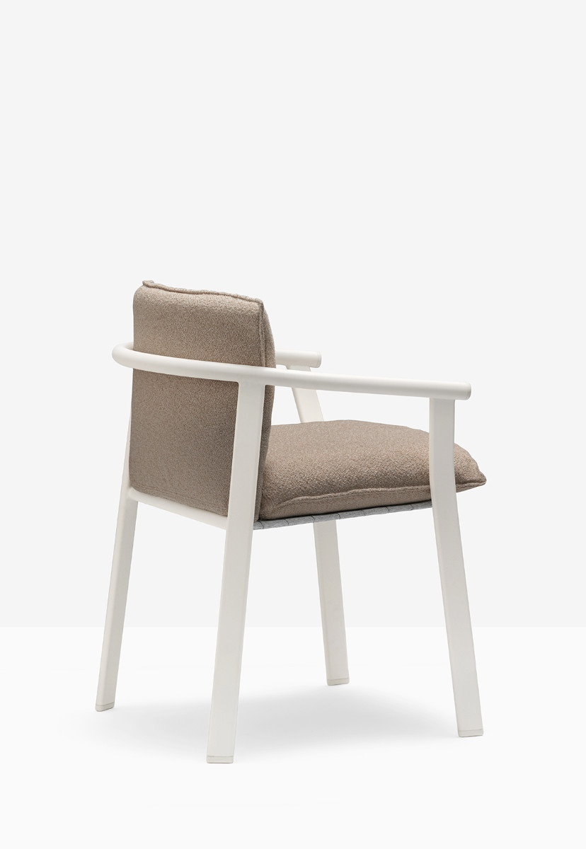 Pedrali Lamorisse 3684 Outdoor Chair With Armrests Seat And Back Cushion