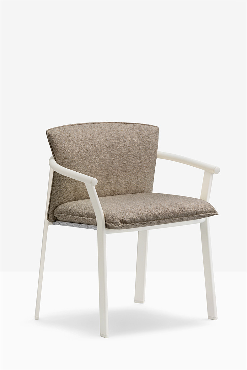 Pedrali Lamorisse 3684 Outdoor Chair With Armrests Seat And Back Cushion