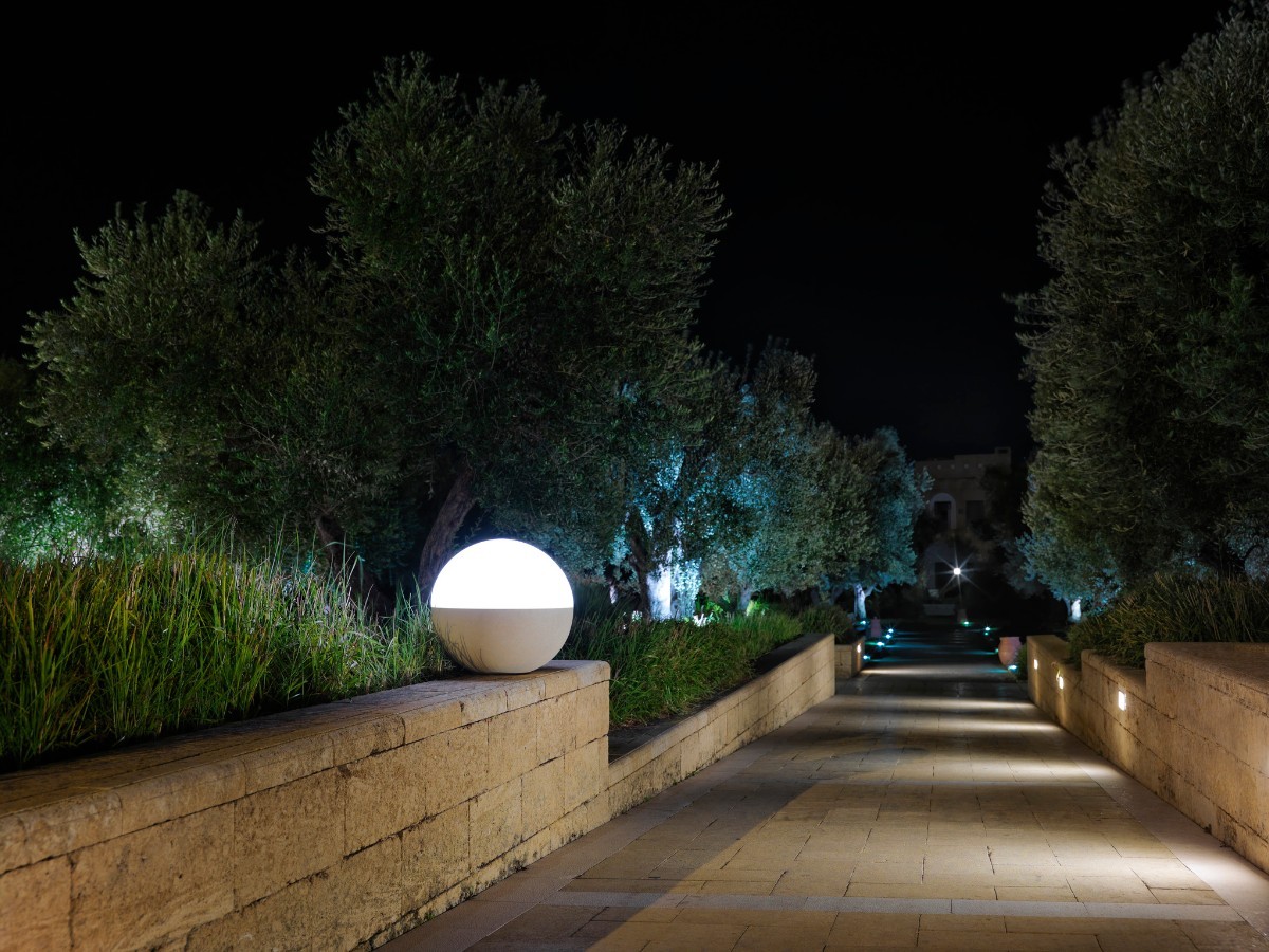 Pimar Igloo Floor Lamp Outdoor
