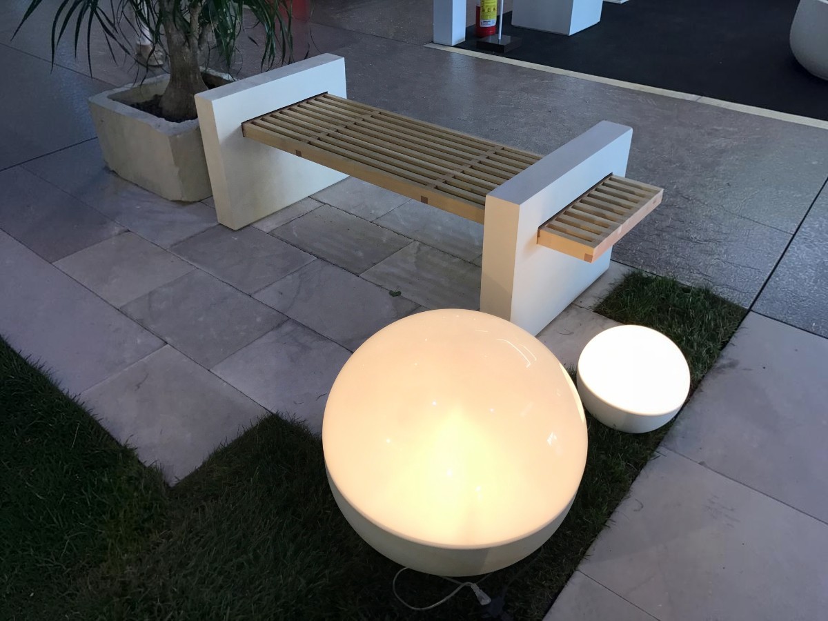 Pimar Igloo Floor Lamp Outdoor