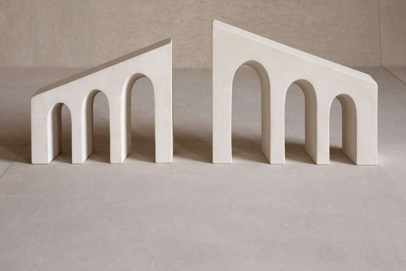 Pimar Matafisica Bookend Set Of 2