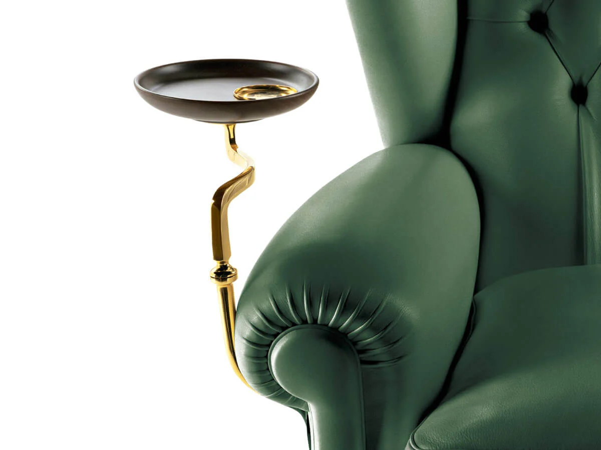 Poltrona Frau 1919 Armchair With Plate