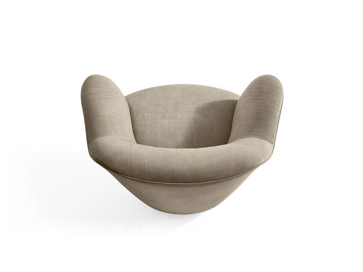 Poltrona Frau Aida Armchair
