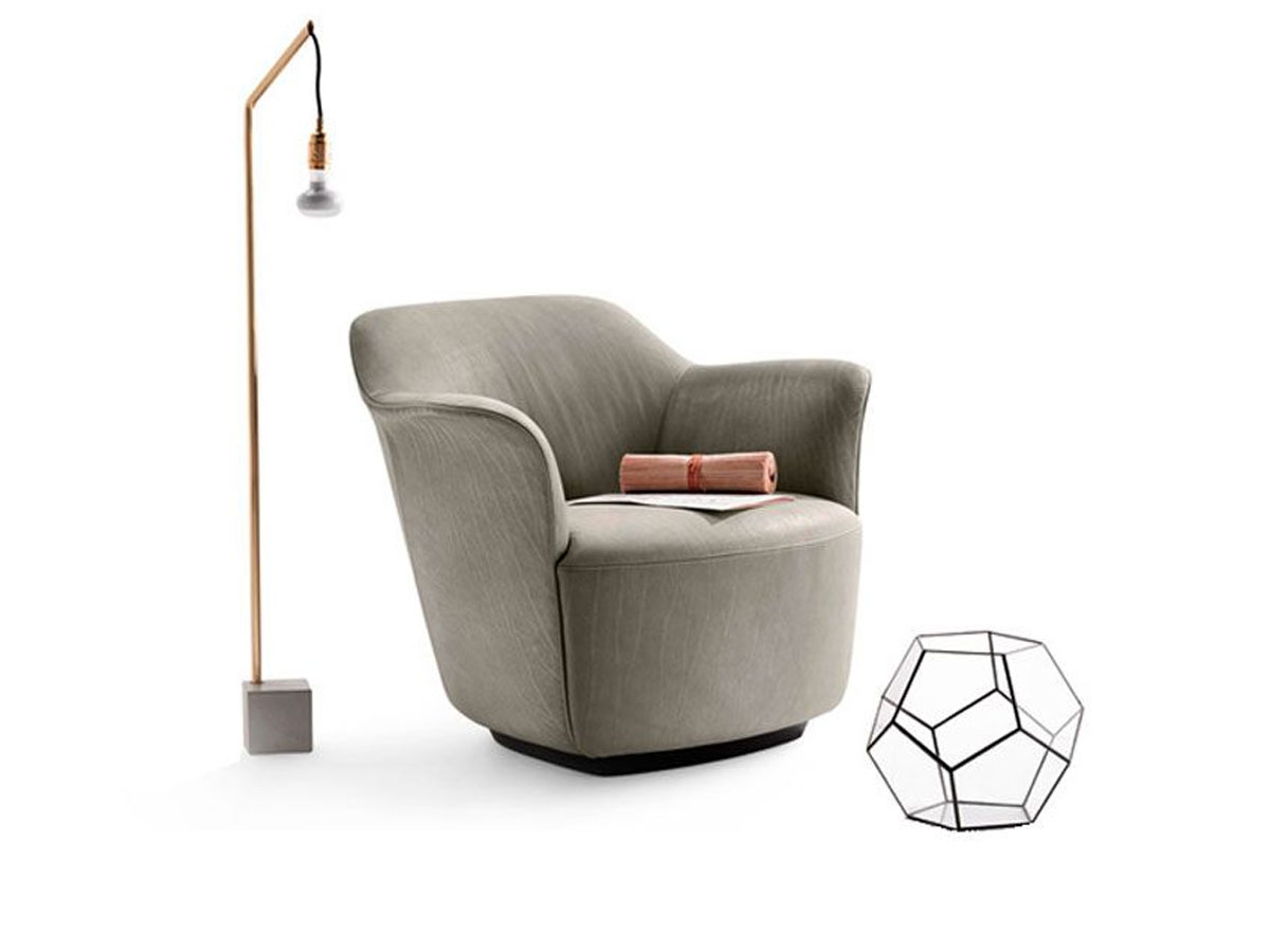 Poltrona Frau Aida Armchair