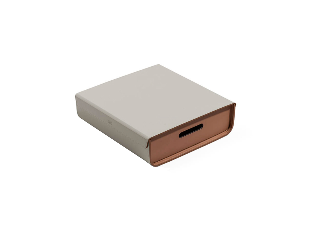 Poltrona Frau Alcove Closet Box