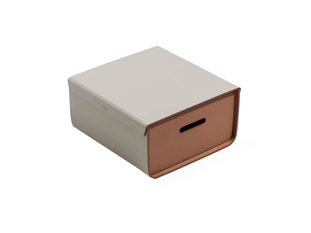 Poltrona Frau Alcove Closet Box