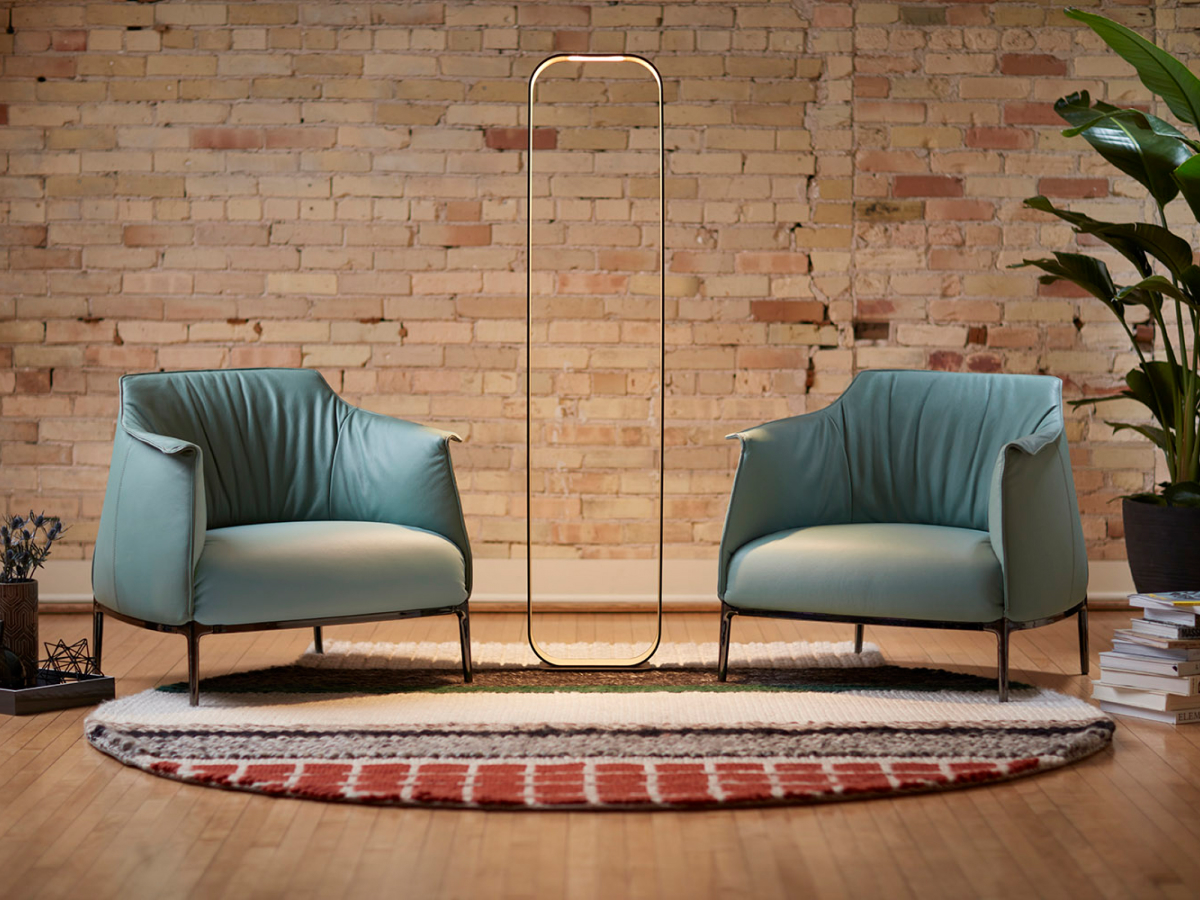Poltrona Frau Archibald Armchair