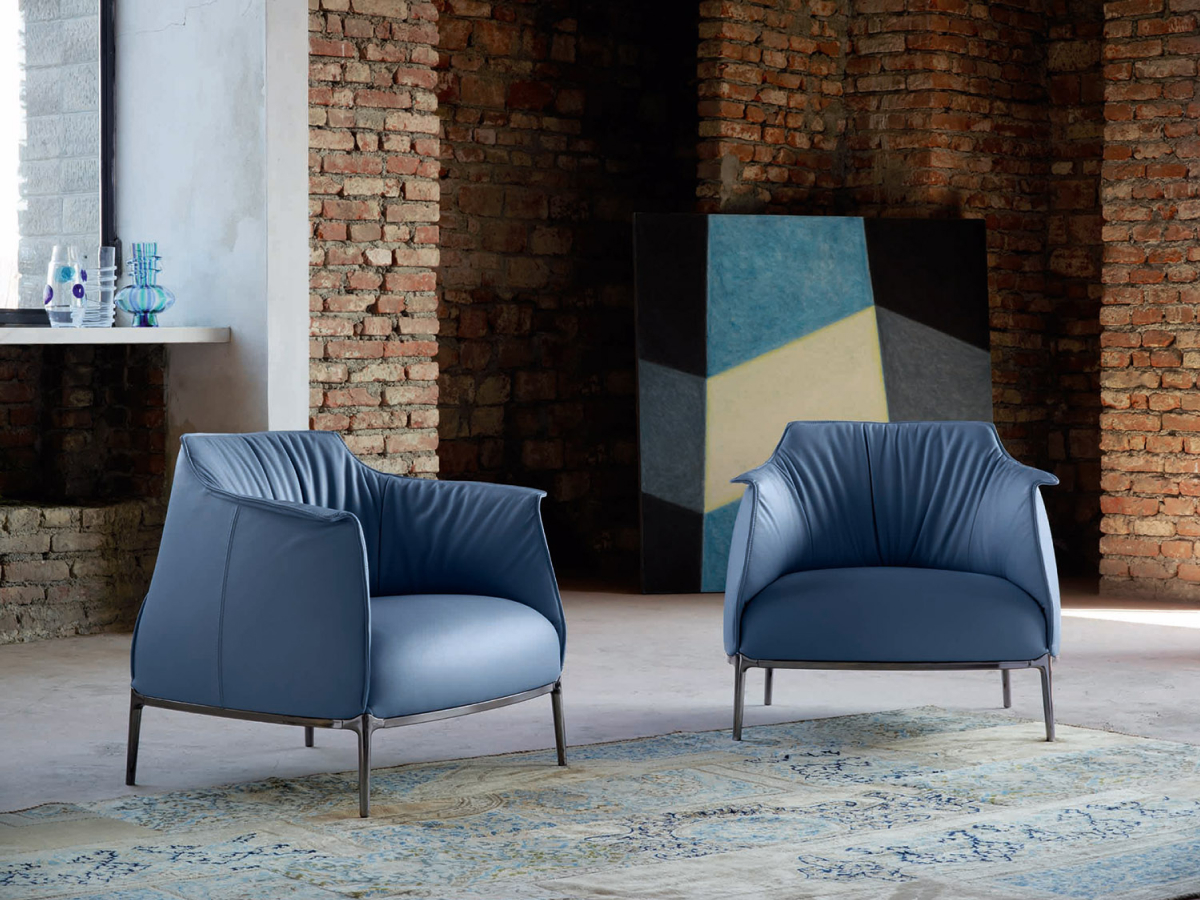 Poltrona Frau Archibald Armchair