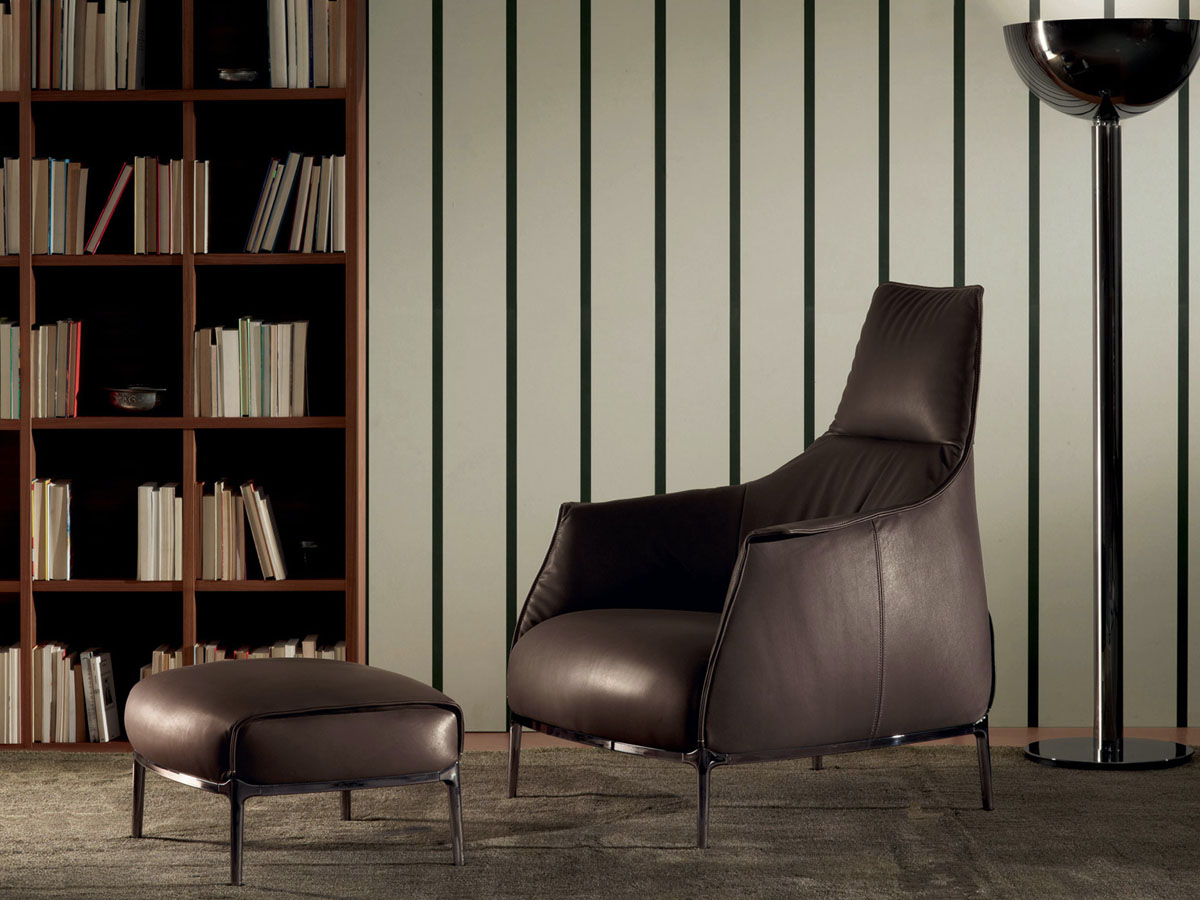 Poltrona Frau Archibald High Armchair