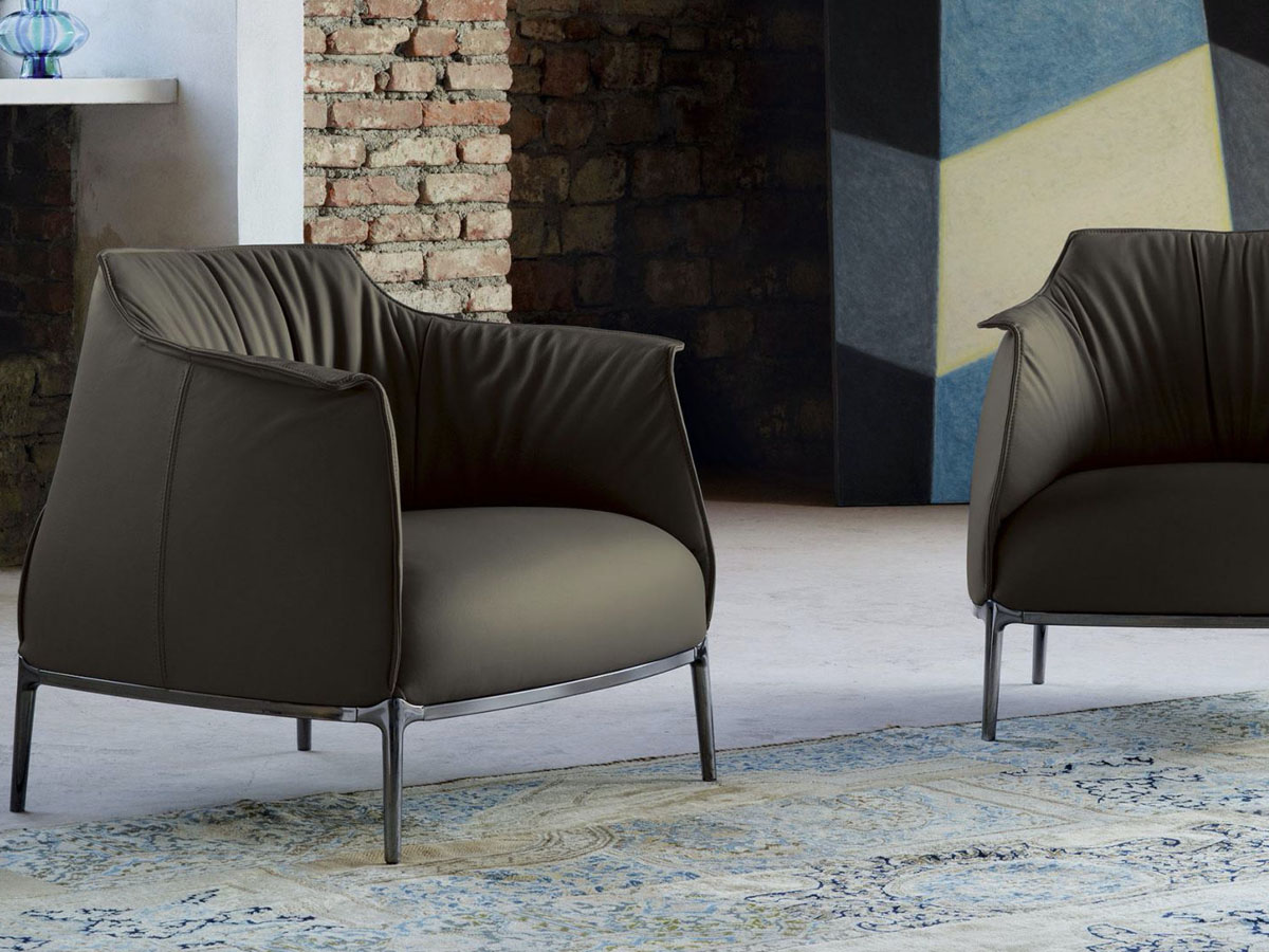 Poltrona Frau Archibald Armchair