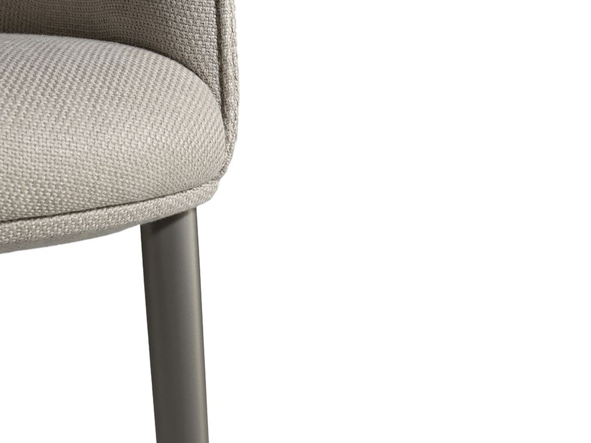 Poltrona Frau Archibald Dining Chair Metal Legs