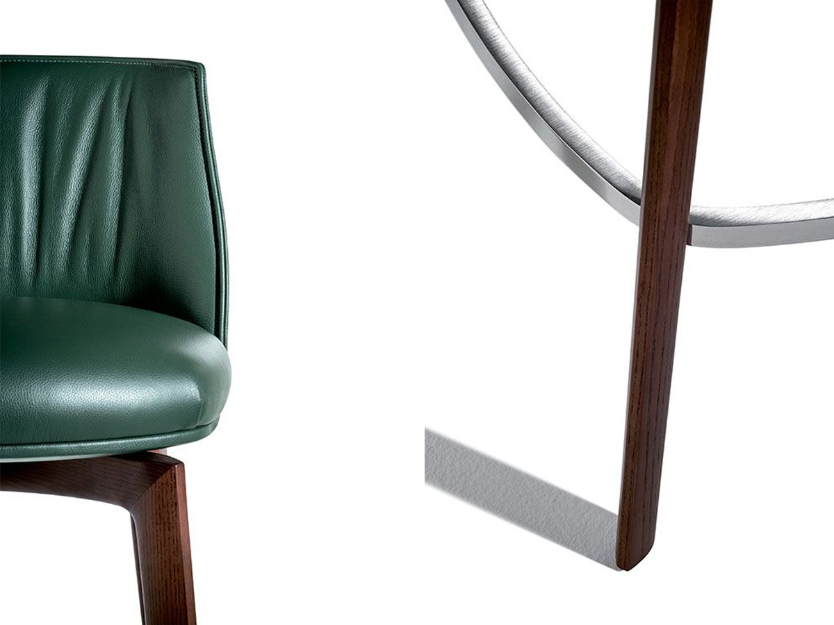 Poltrona Frau Archibald Stool Wood Base