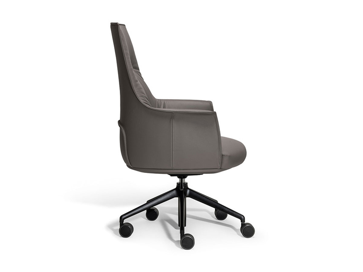 Poltrona Frau Archibald Task Executive Office Chair