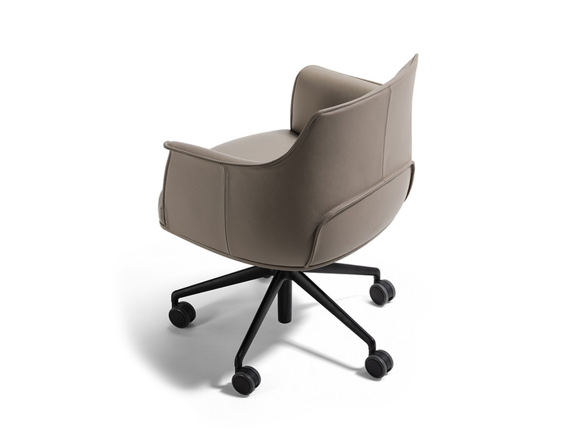 Poltrona Frau Archibald Task Managerial Office Chair