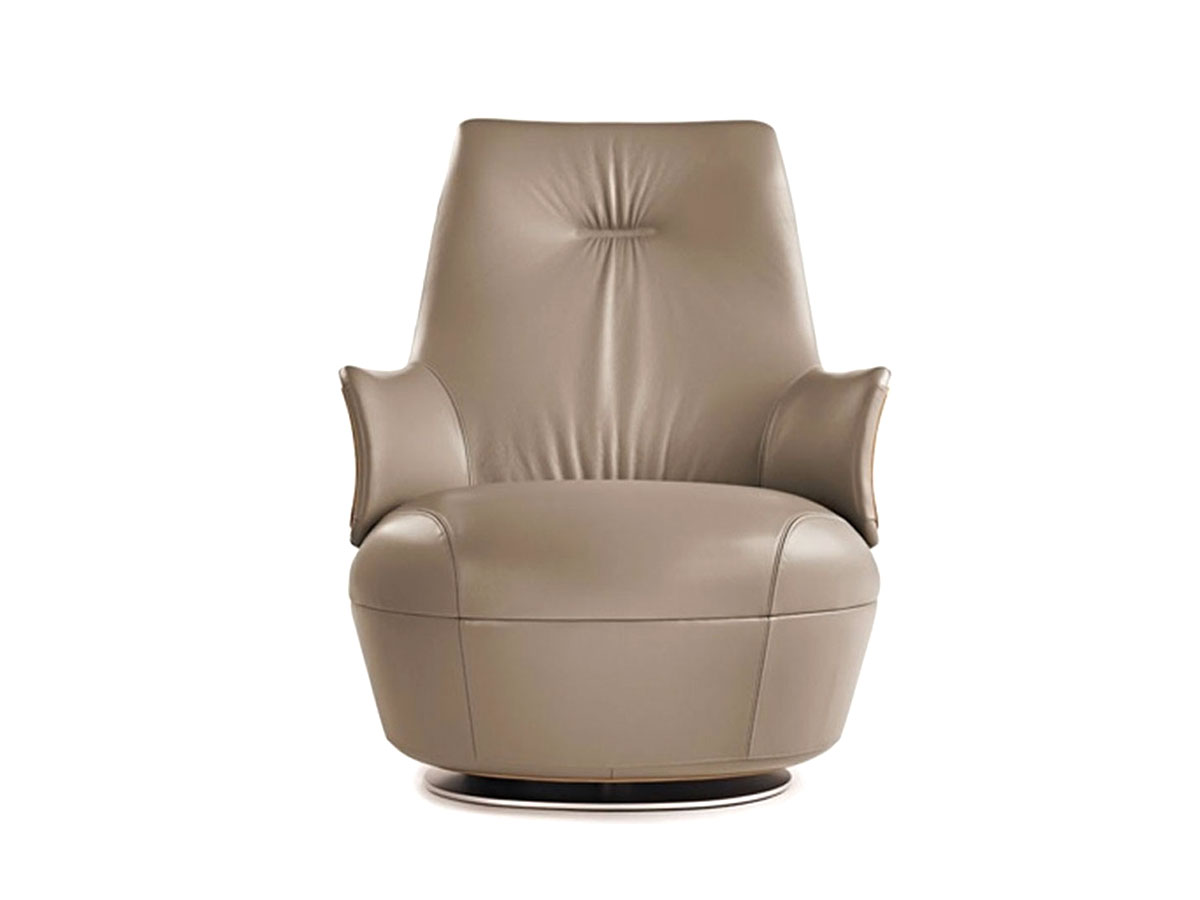 Poltrona Frau Assaya Armchair