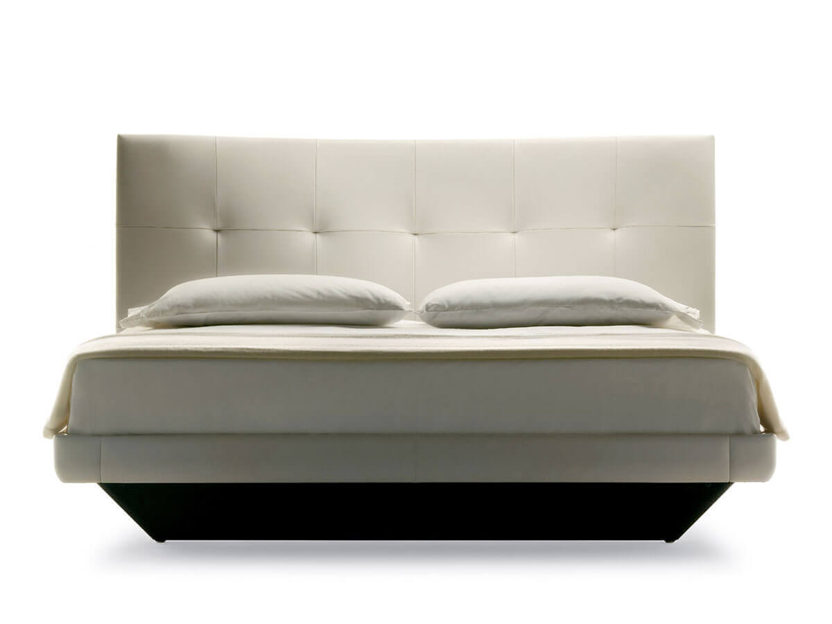 Poltrona Frau Aurora Due Bed Leather Back
