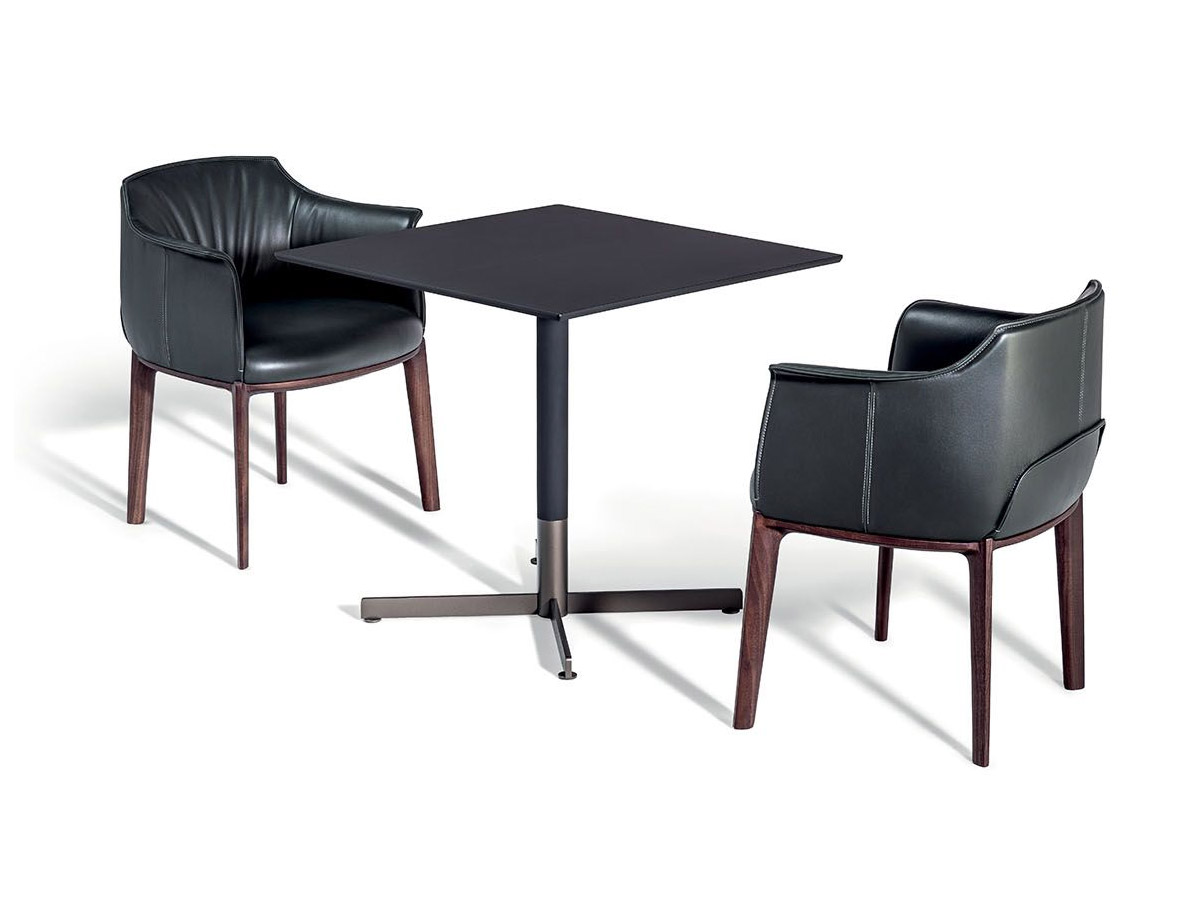 Poltrona Frau Bob Bistrot Table