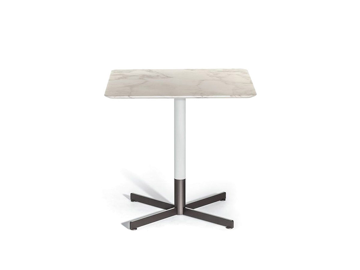 Poltrona Frau Bob Bistrot Table
