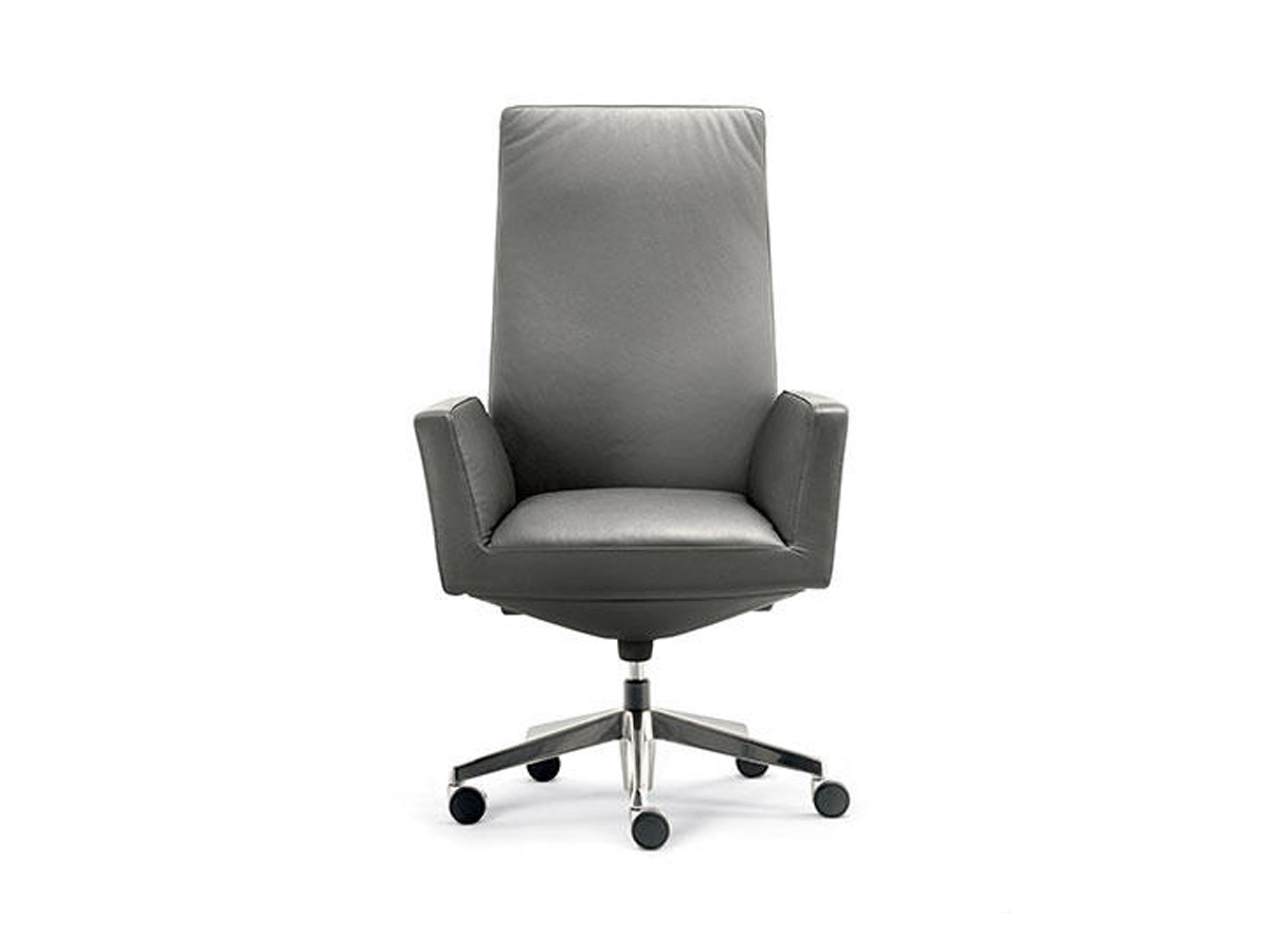 Poltrona Frau Chancellor President Armchair