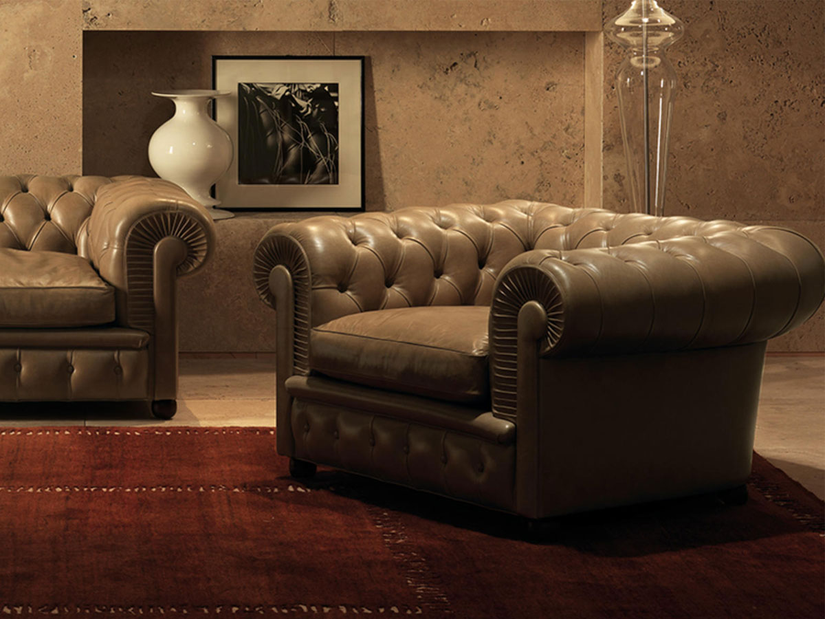 Poltrona Frau Chester One Armchair
