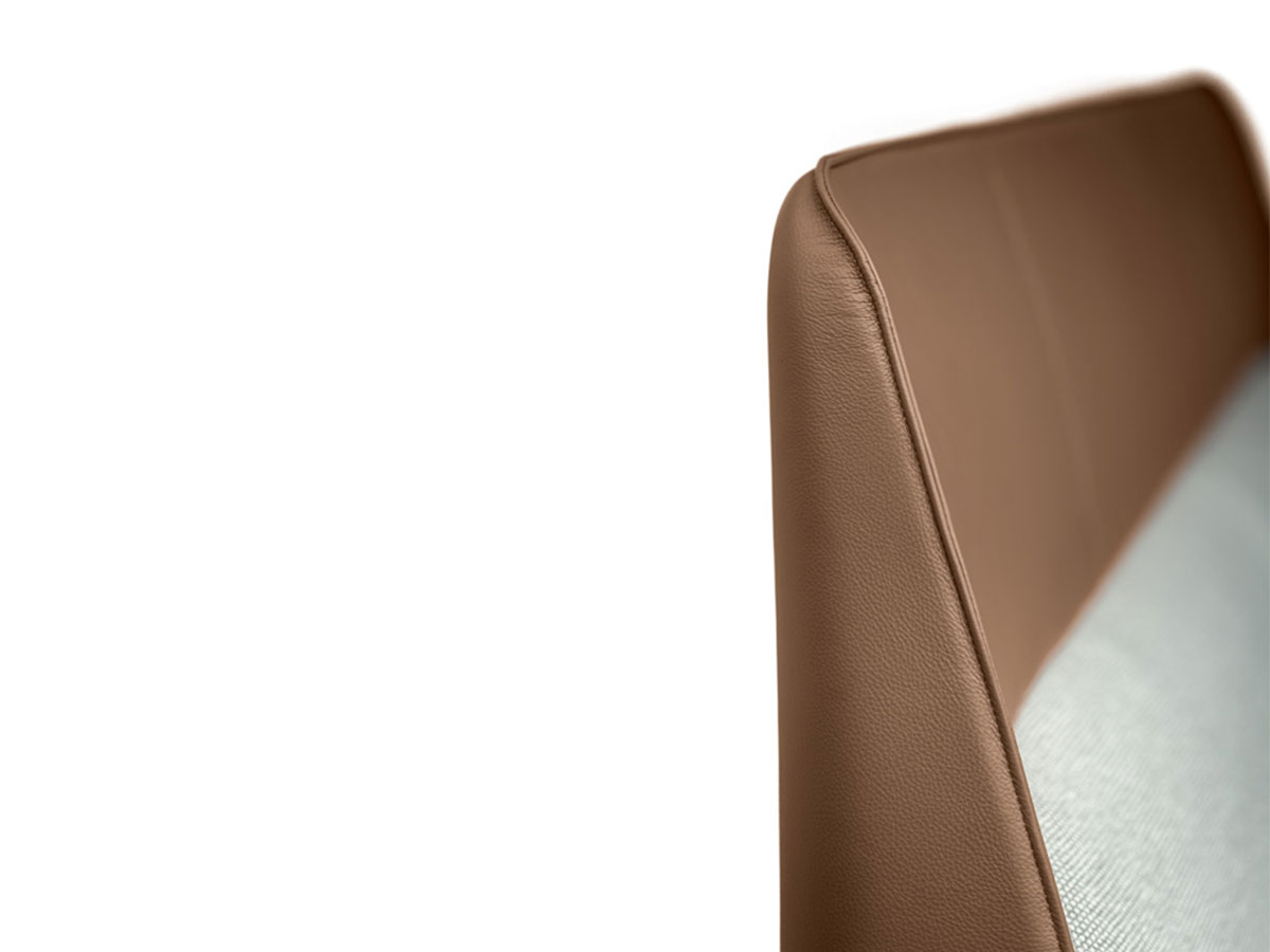 Poltrona Frau Coupe Bed