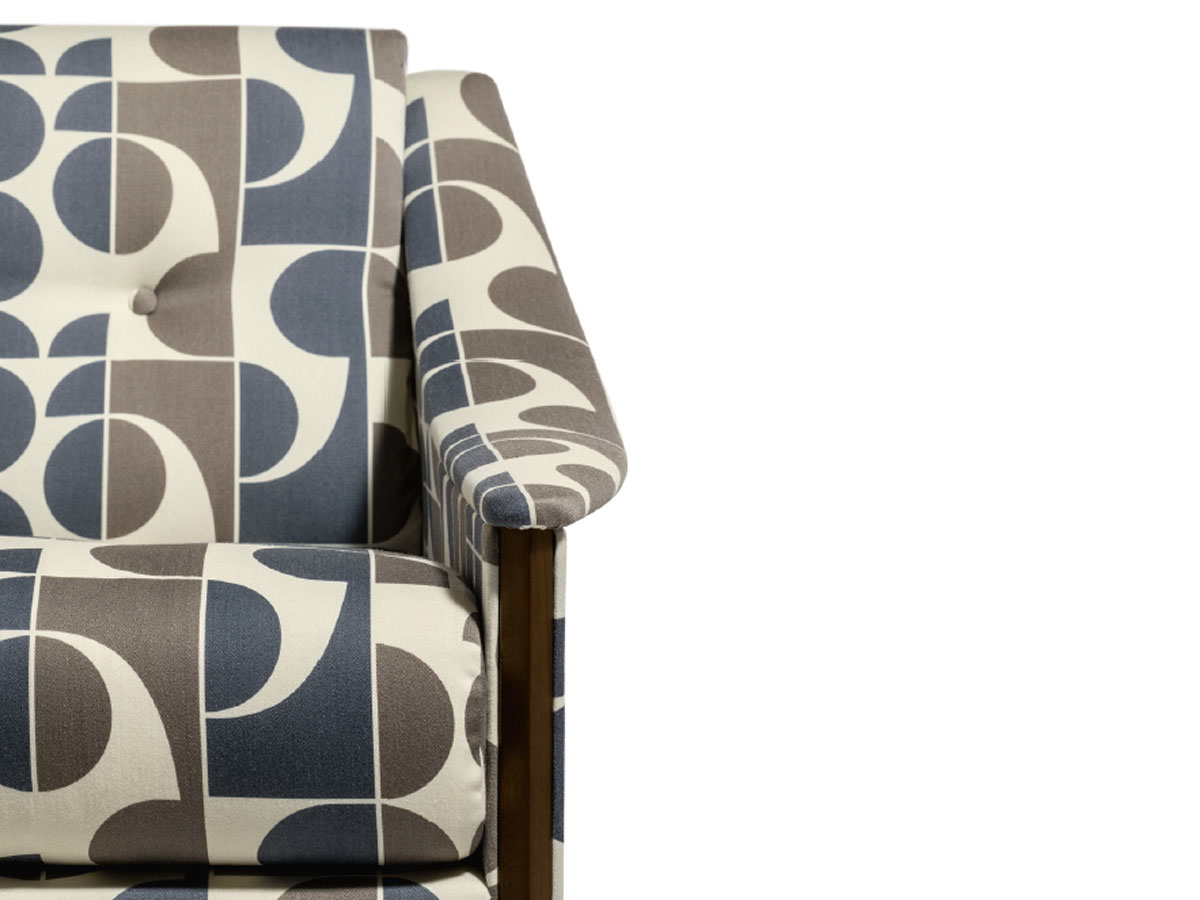 Poltrona Frau Dezza 24 Armchair Redevance