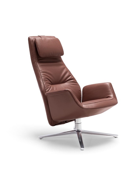 Poltrona Frau Downtown Lounge Armchair