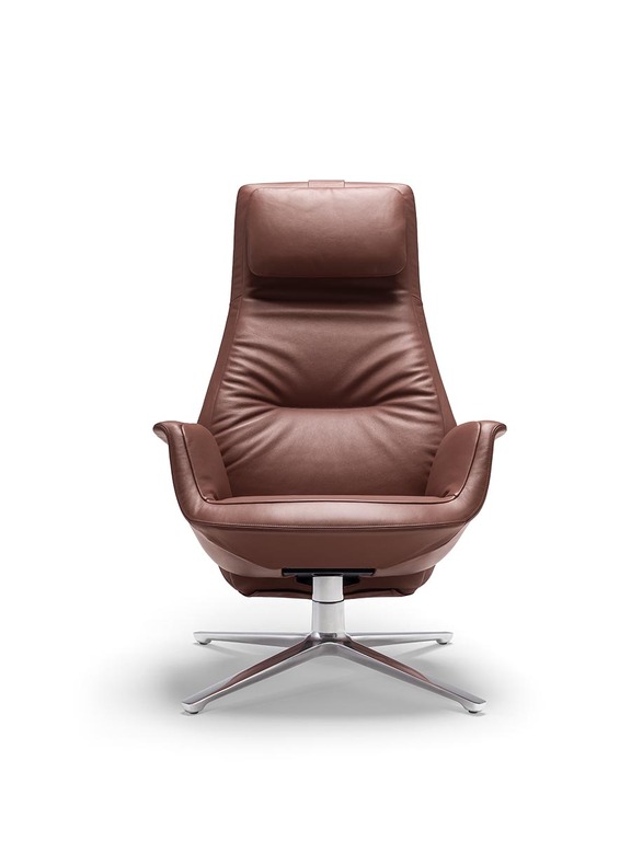 Poltrona Frau Downtown Lounge Armchair
