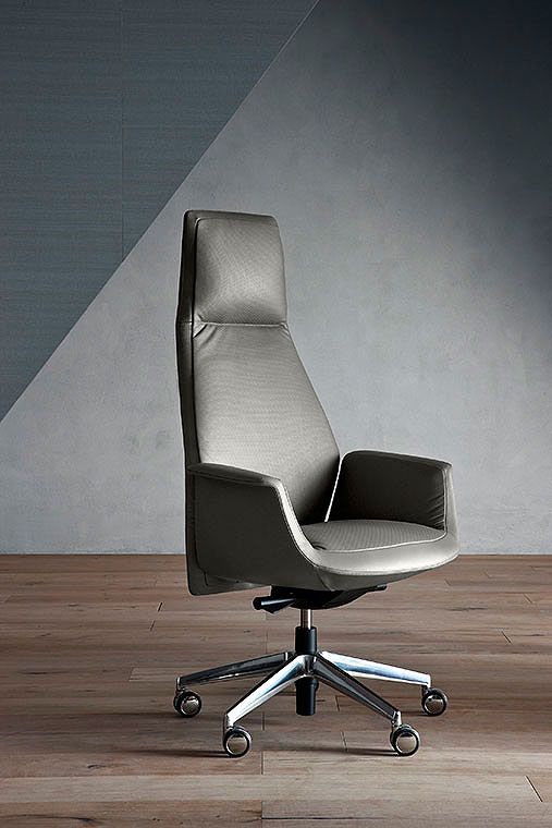 Poltrona Frau Downtown Armchair Office