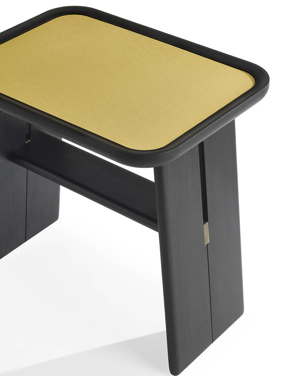 Poltrona Frau Duo Bedside Table