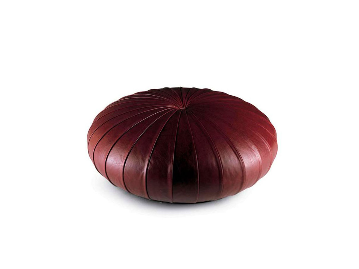 Poltrona Frau Esedra Pouf