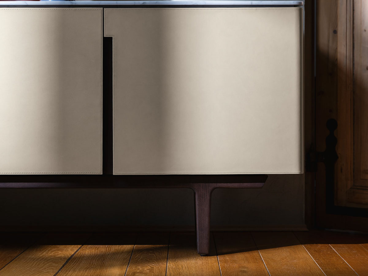 Poltrona Frau Fidelio Low Cabinet 180