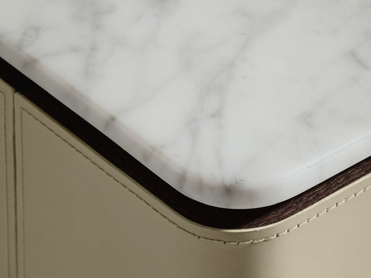 Poltrona Frau Fidelio Low Cabinet 180