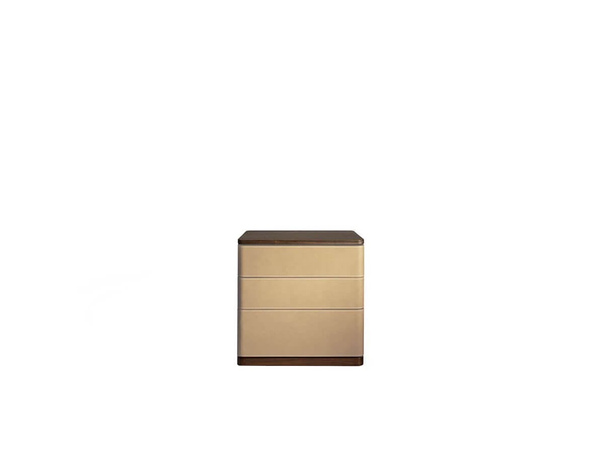 Poltrona Frau Fidelio Notte Bedside Table Saddle Avorio Canaletto Walnut