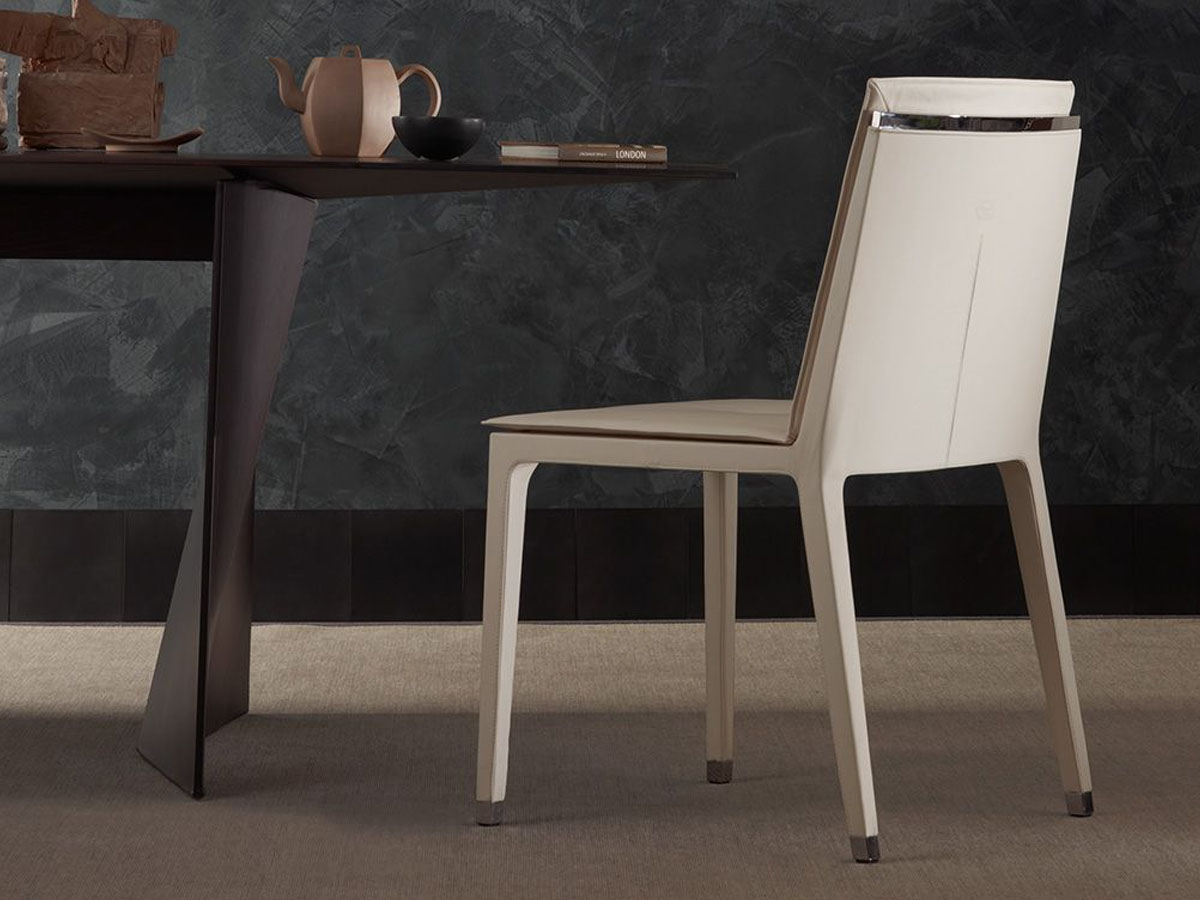 Poltrona Frau Fitzgerald Chair