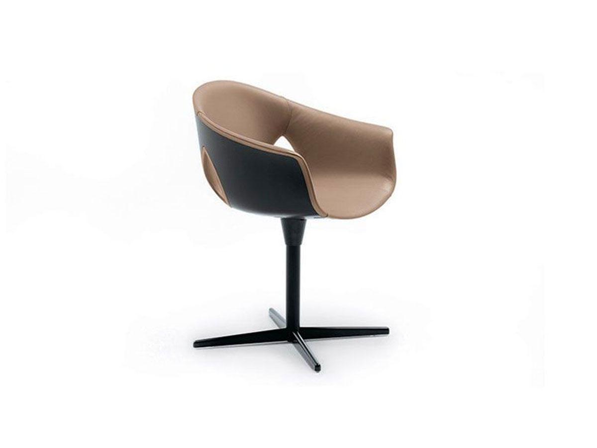 Poltrona Frau Ginger Ale Office Chair