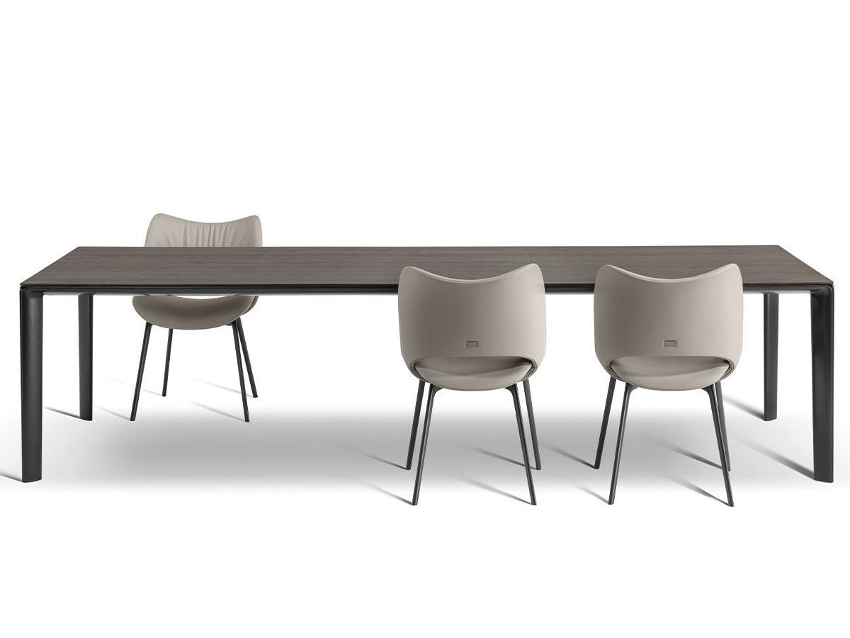 Poltrona Frau Homey Table Collection