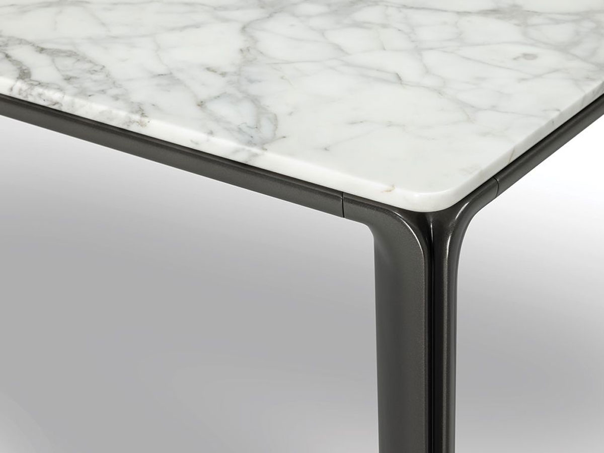 Poltrona Frau Homey Table Collection