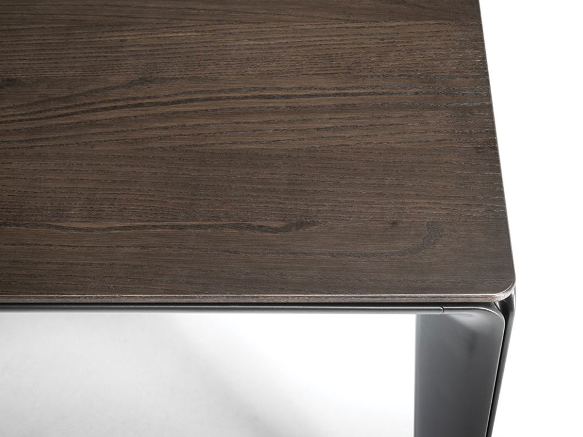 Poltrona Frau Homey Table Collection