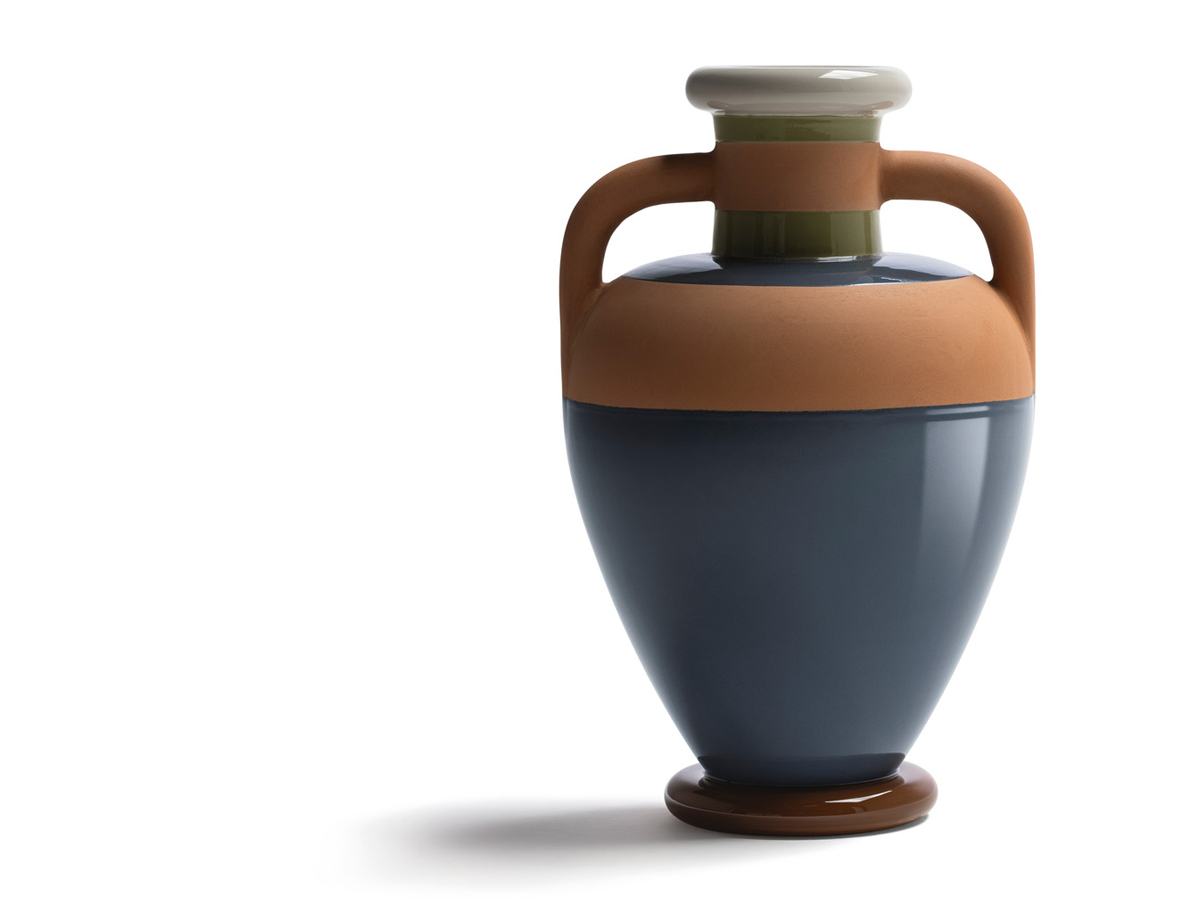 Poltrona Frau Ikiperu Vase
