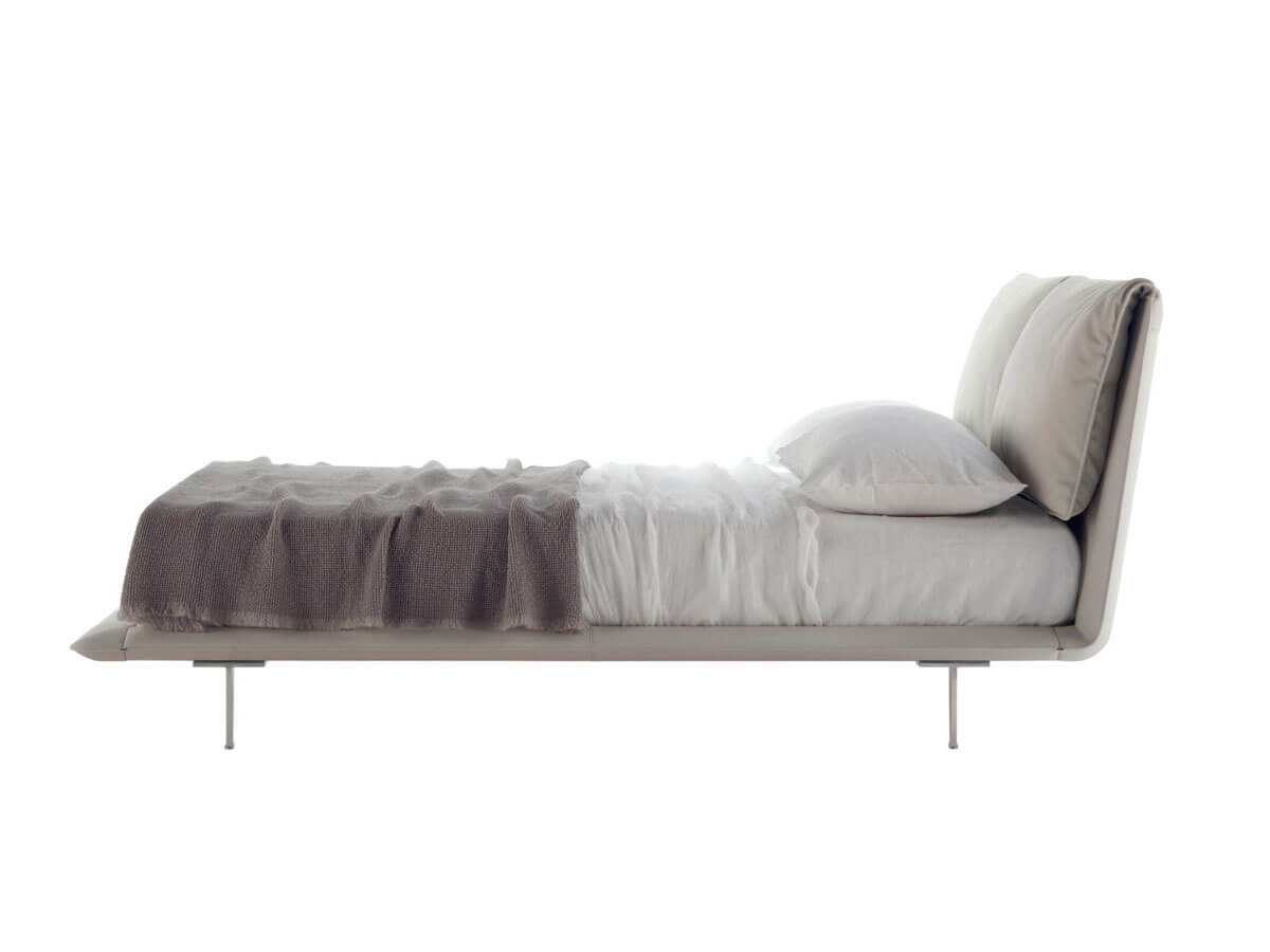 Poltrona Frau John John Bed Leather Back